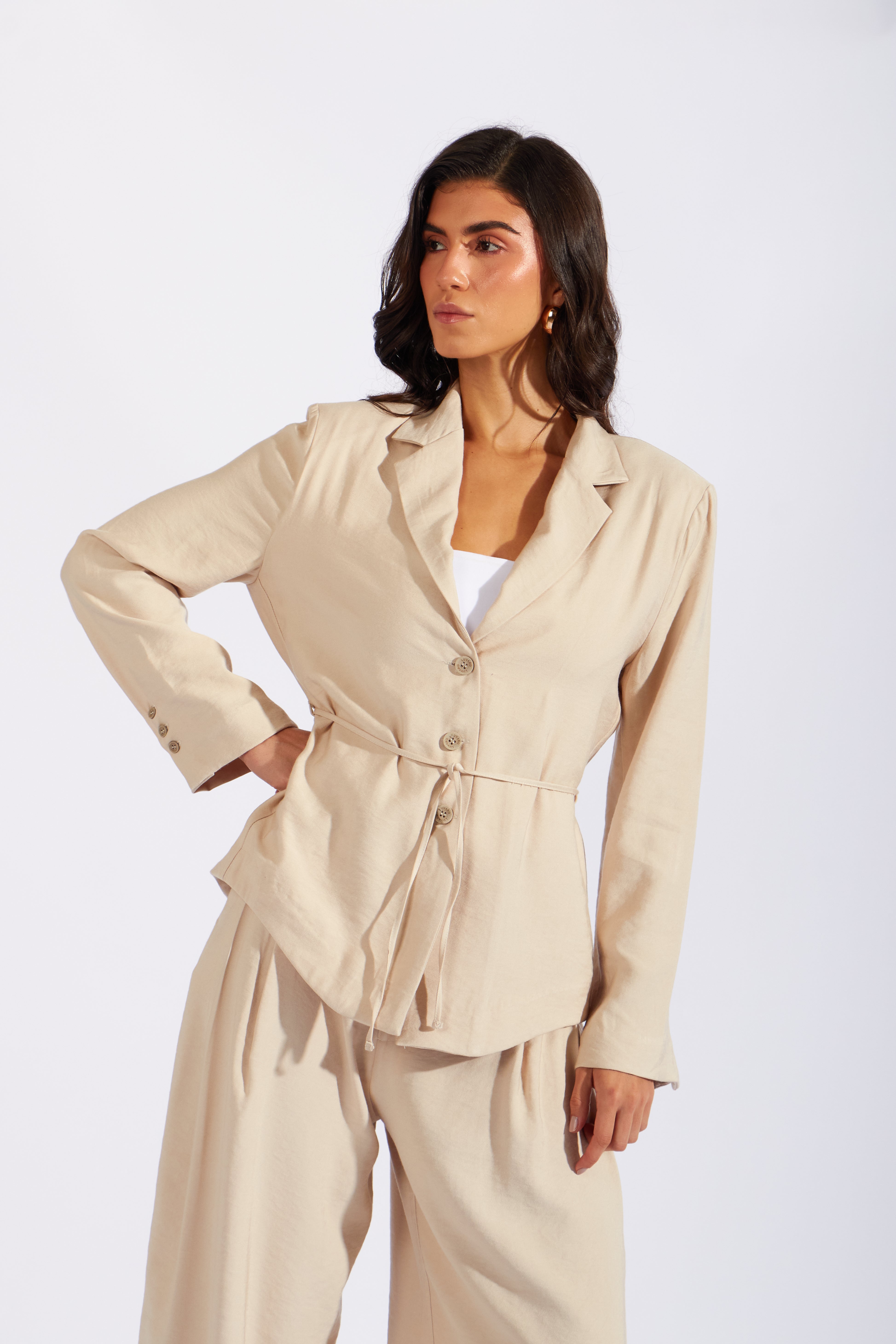 Blazer Fluido Cinturón - Arena