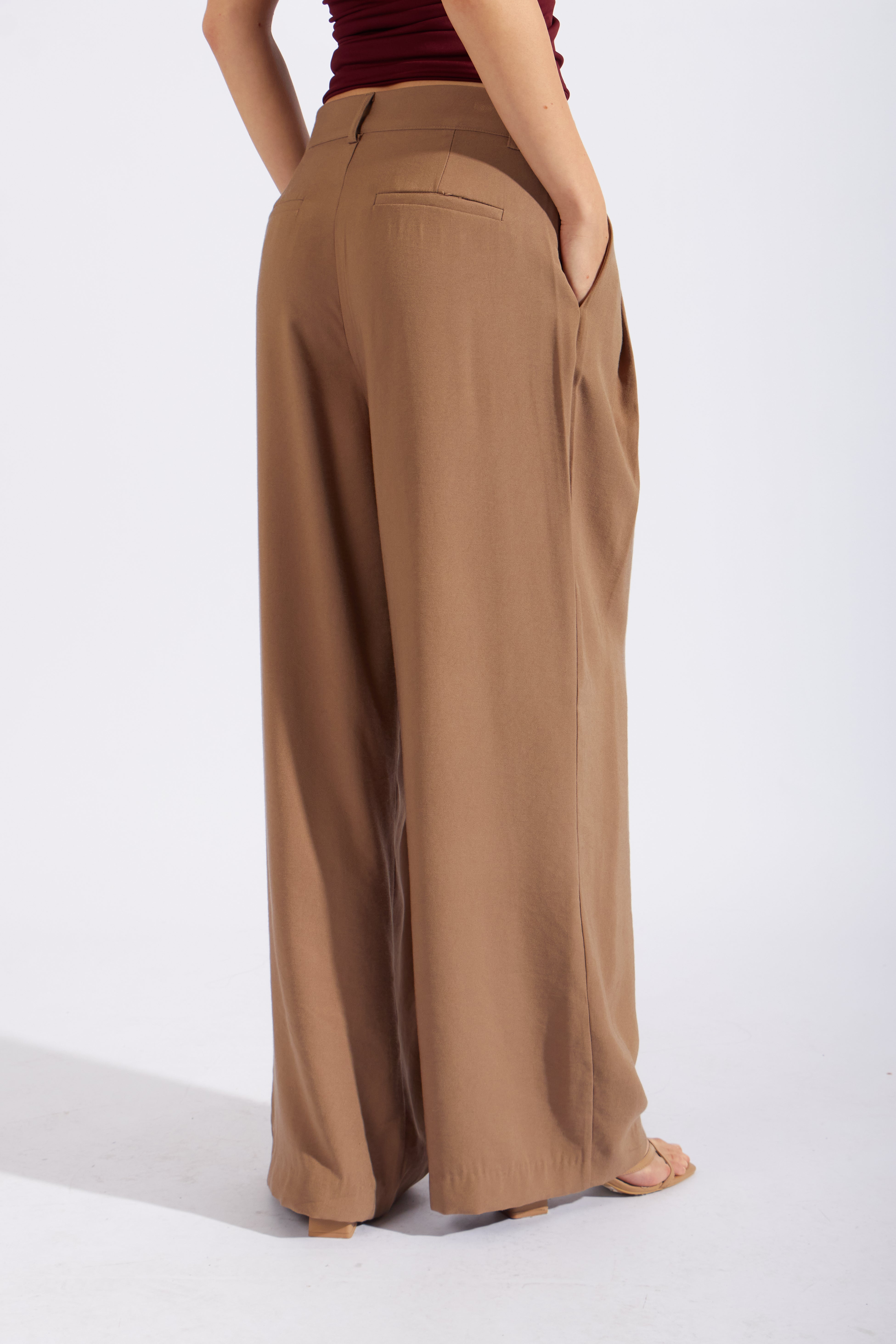 Pantalón Fluido Pliegue - Kakhi