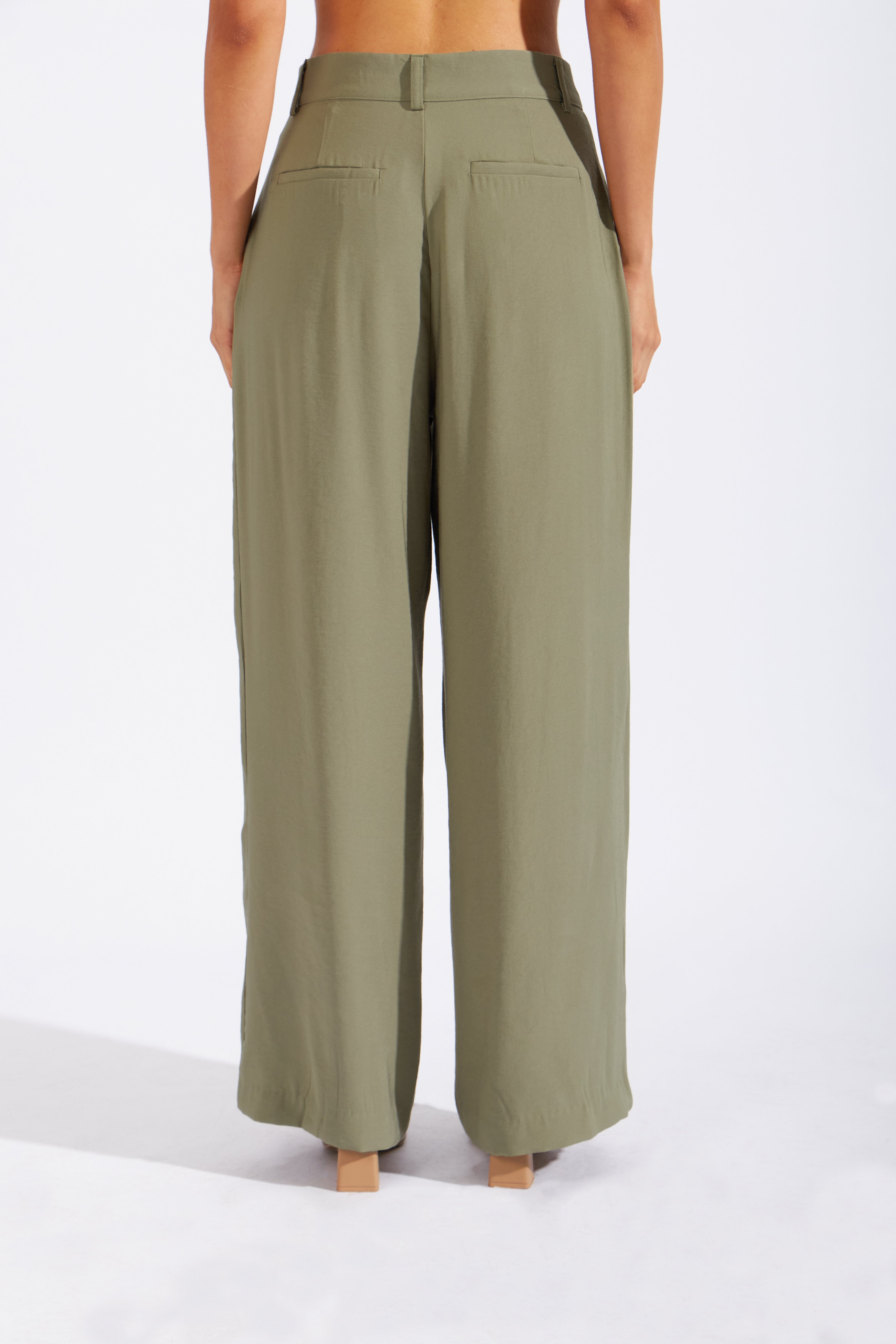 Pantalón Fluido Pliegue - Olivo