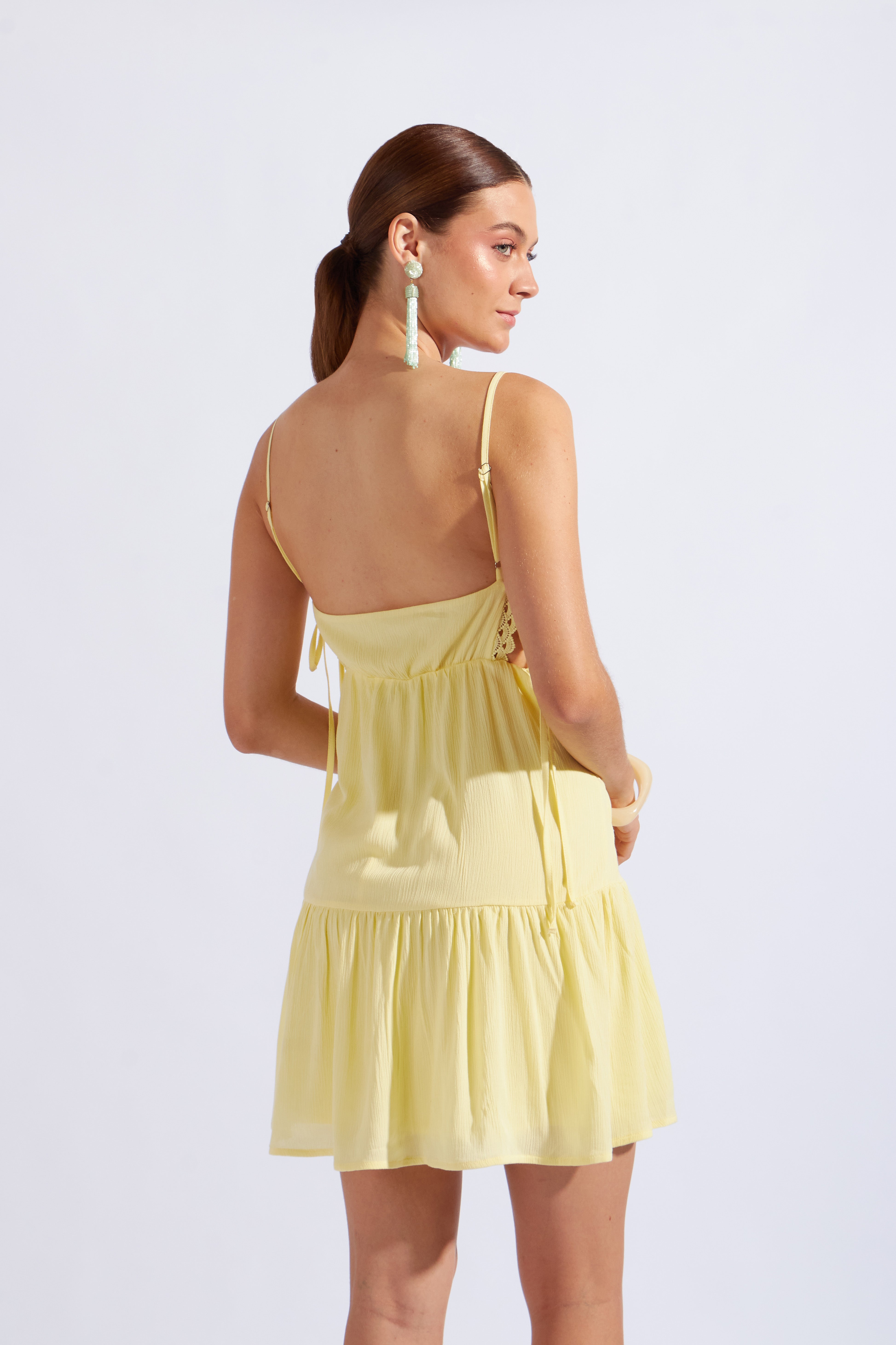 Vestido Corto Fluido - Amarillo