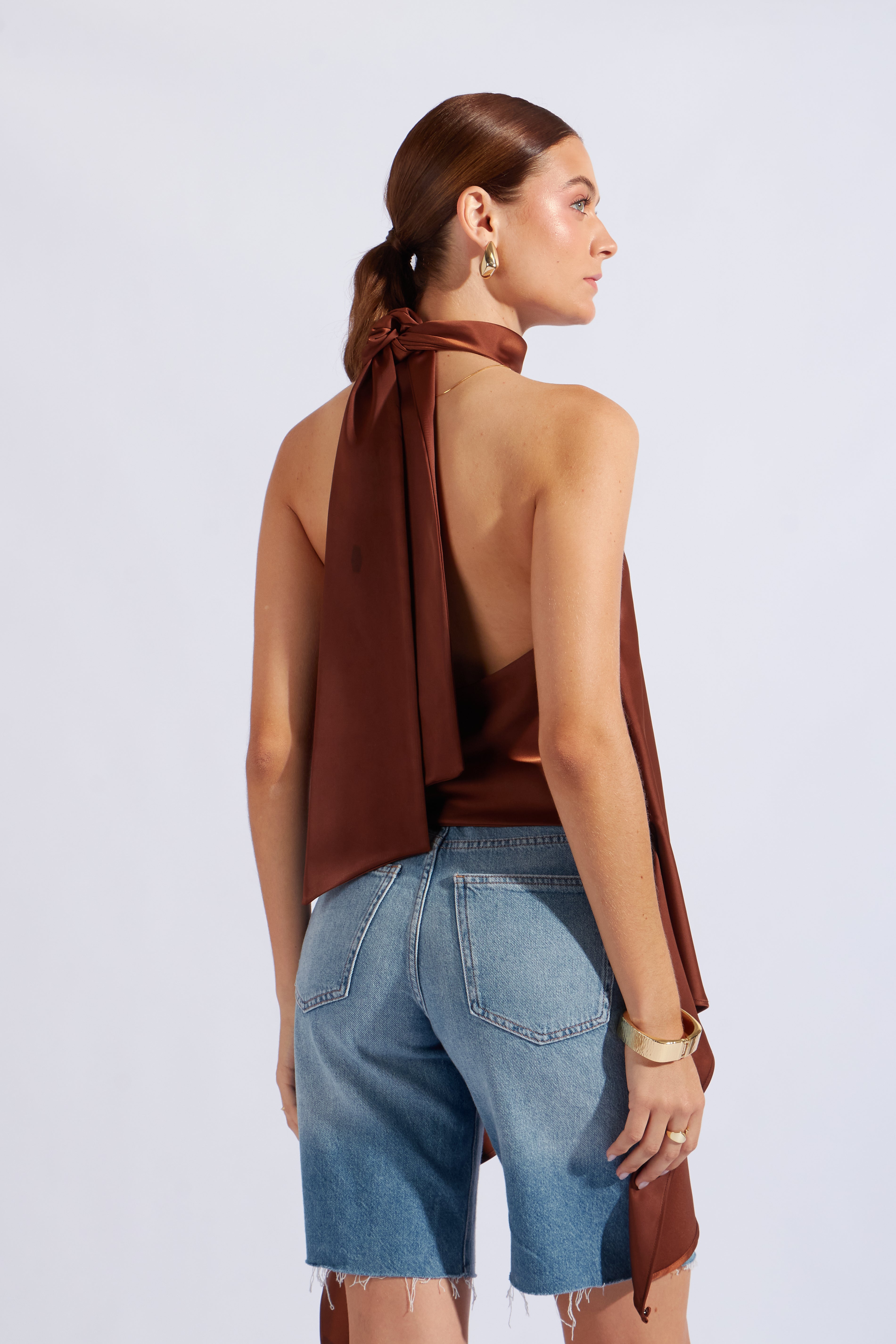 Top Halter Satinado Soft - Capuchino