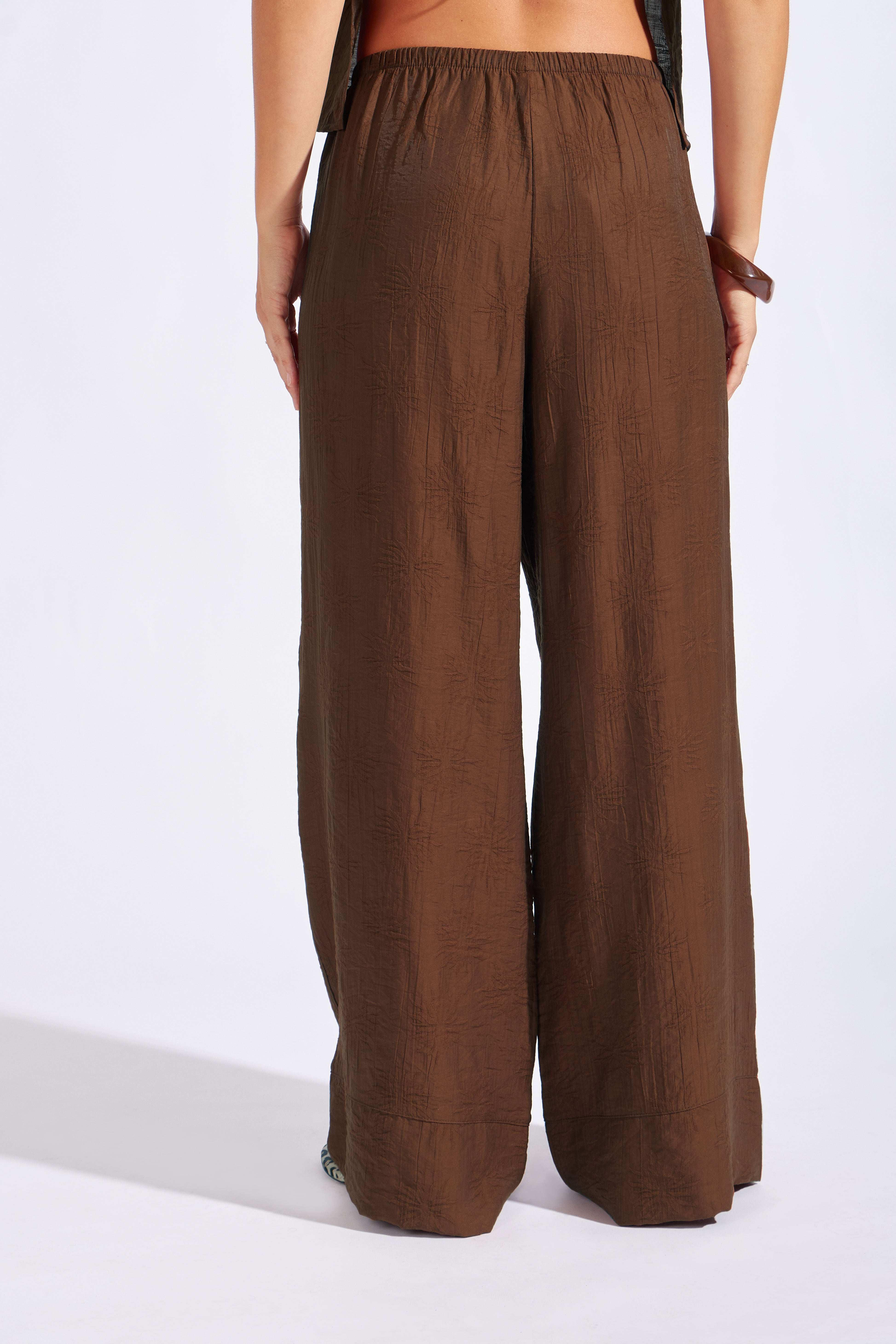 Pantalón Textura Holgado - Cholocate