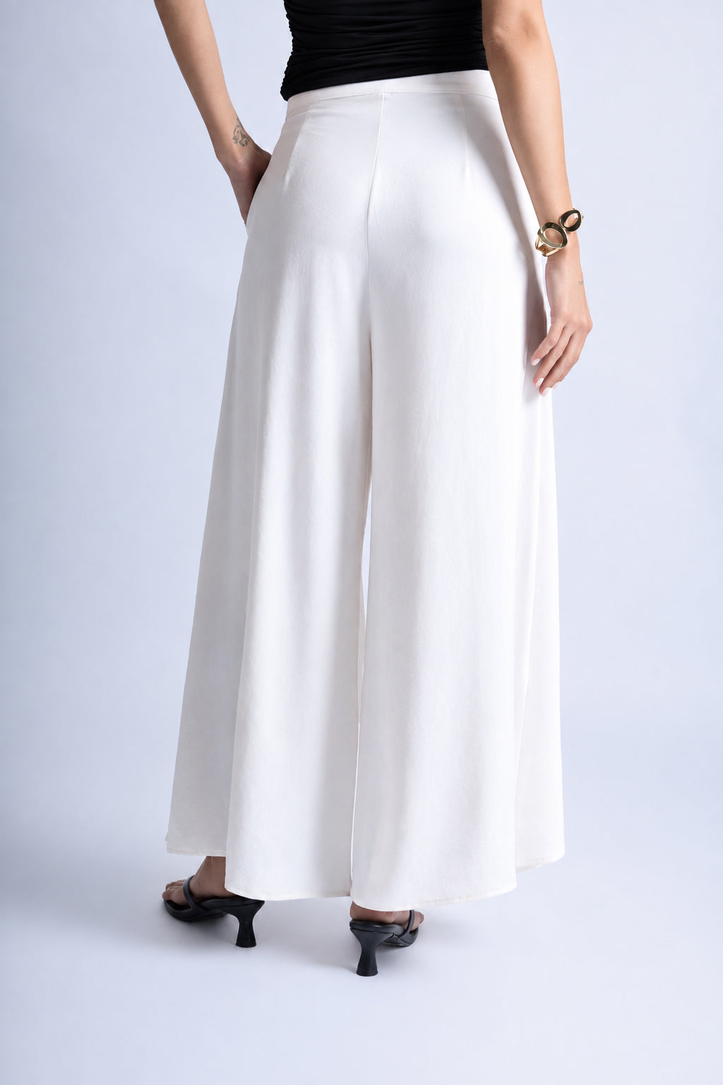 Pantalón Fluido con Volantes - Perla