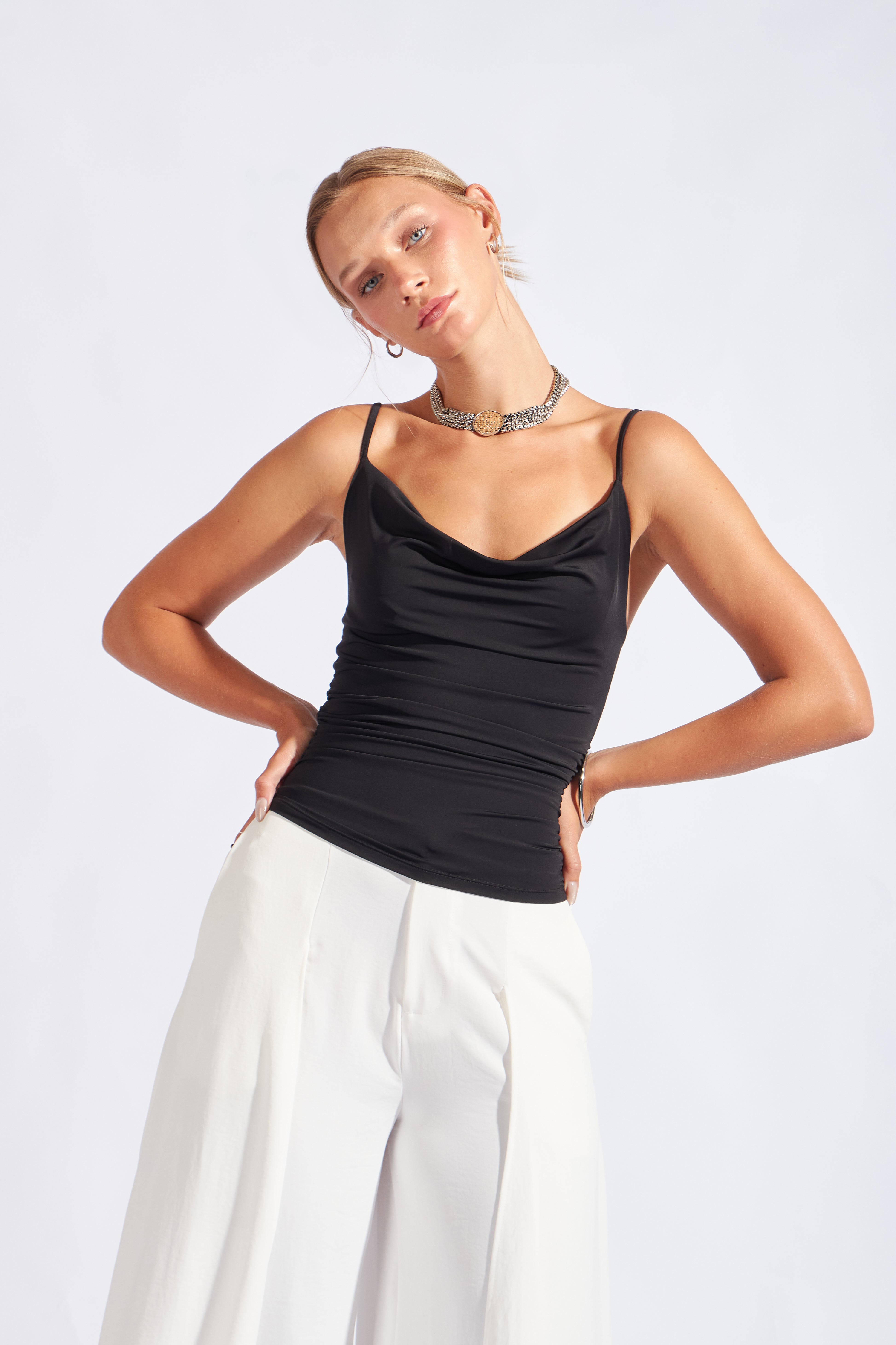 Top Tirantes - Negro