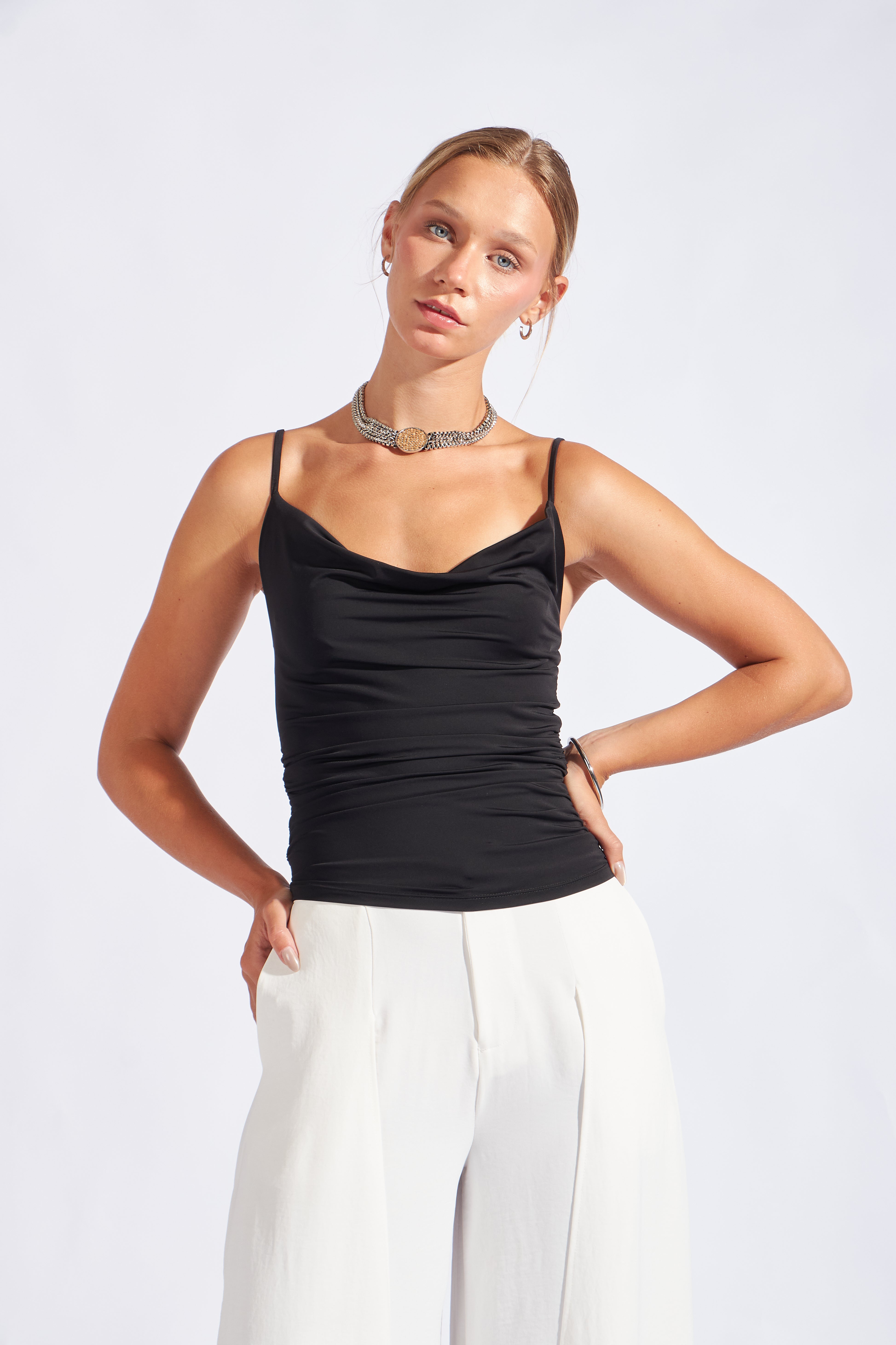 Top Tirantes - Negro