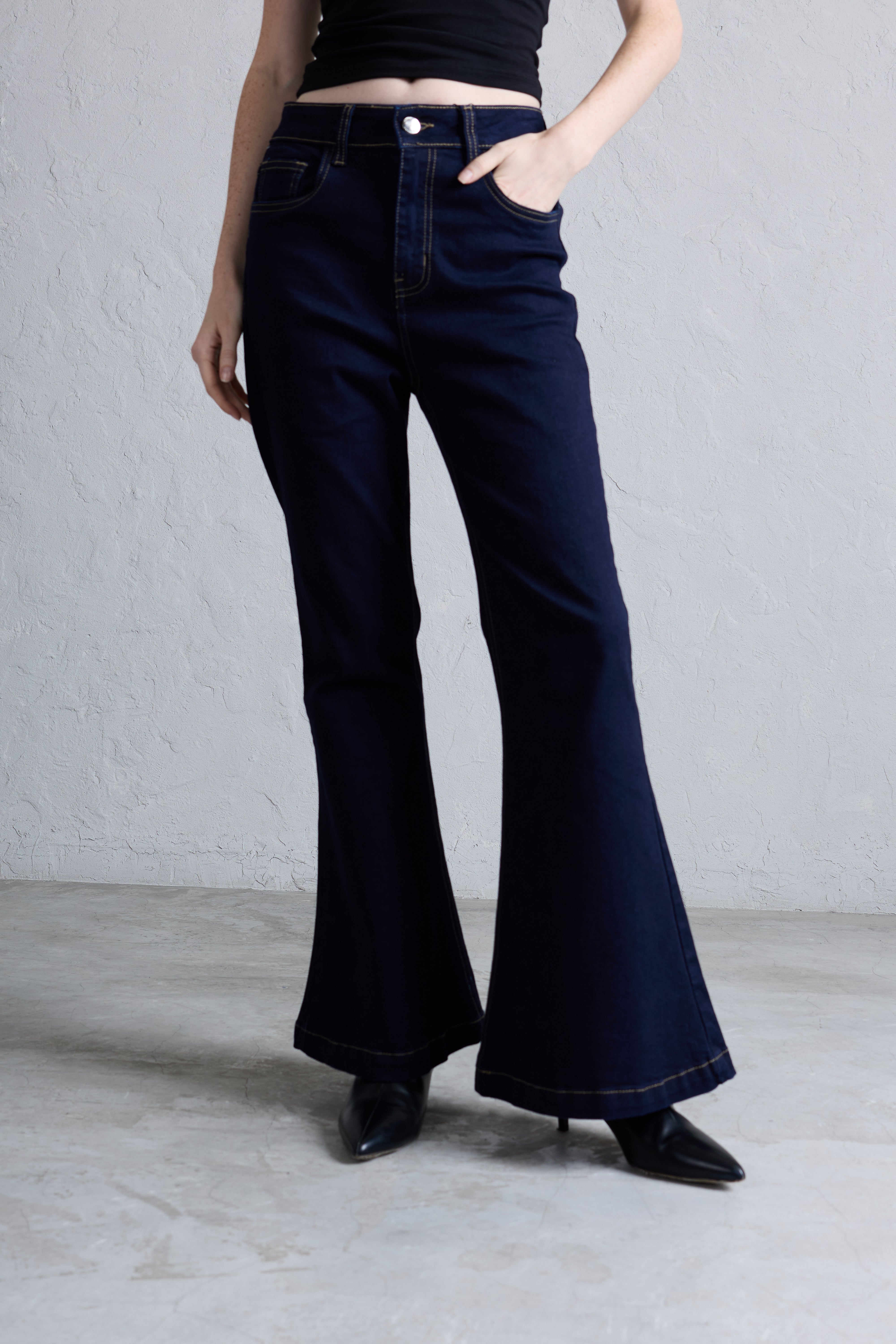 Pantalón Flare Tiro Alto - Azul Índigo