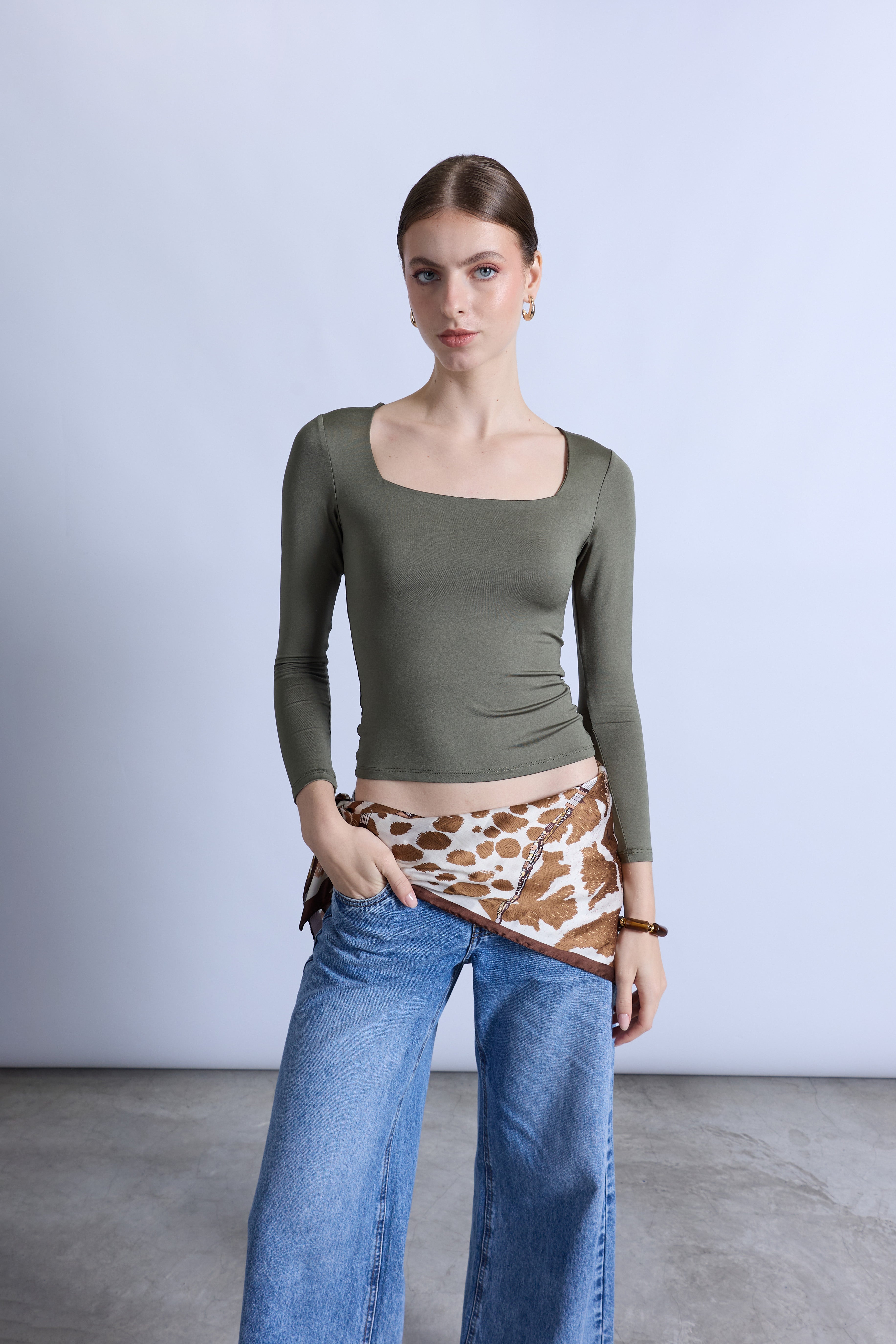 Top Slim Escote Cuadrado - Verde Hoja