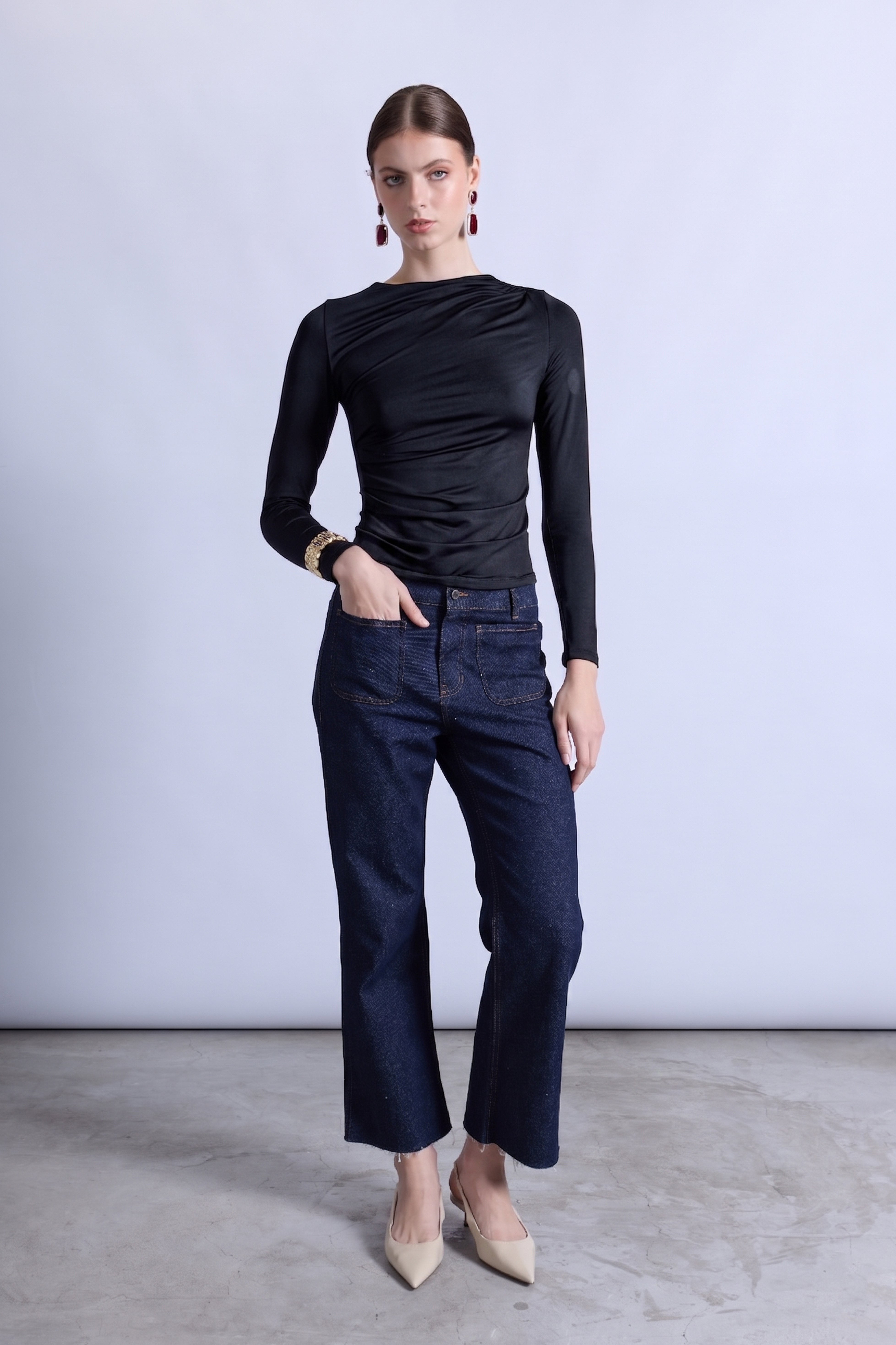 Top Drapeado Cuello Alto - Negro