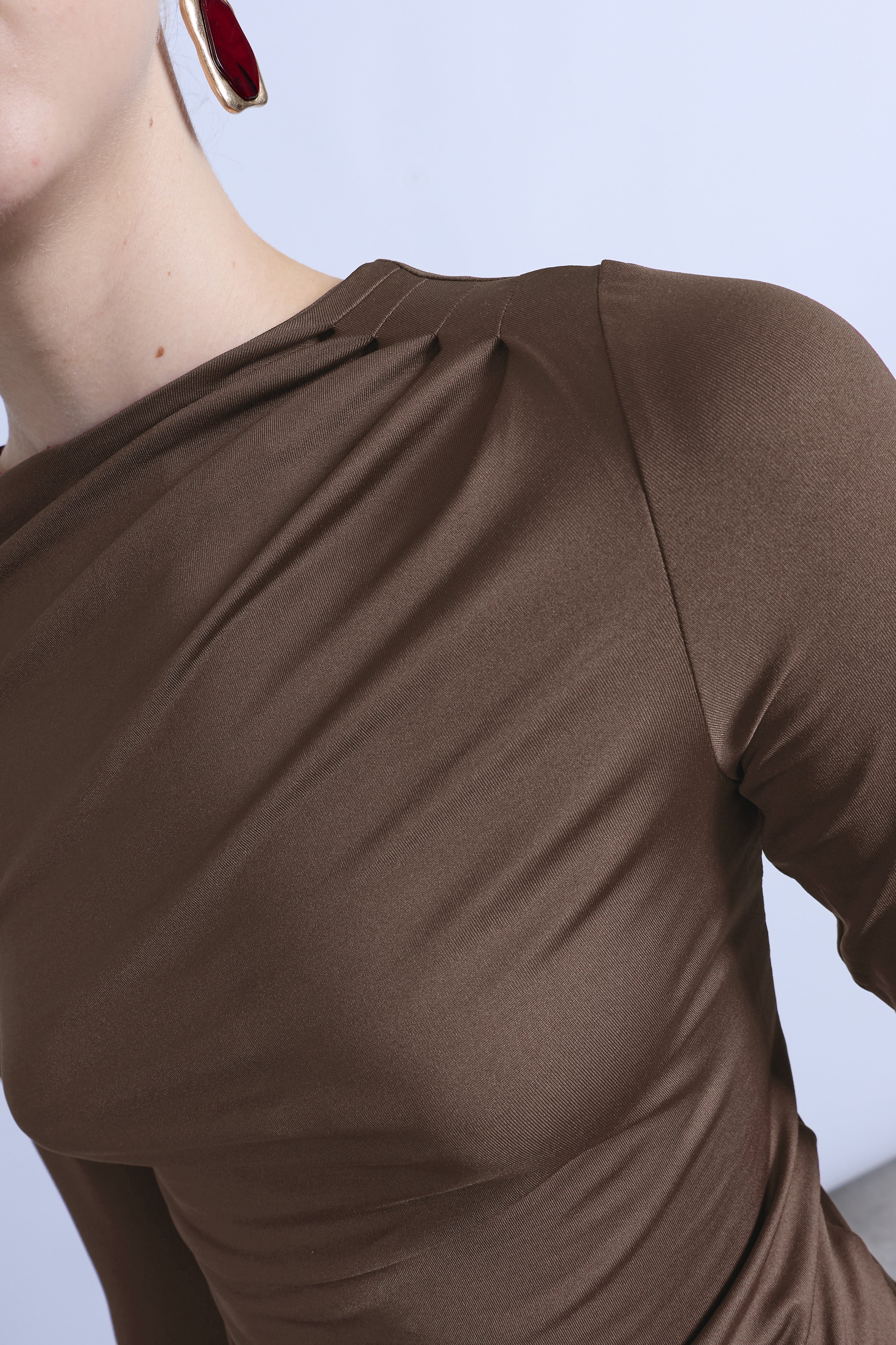 Top Drapeado Cuello Alto - Habano