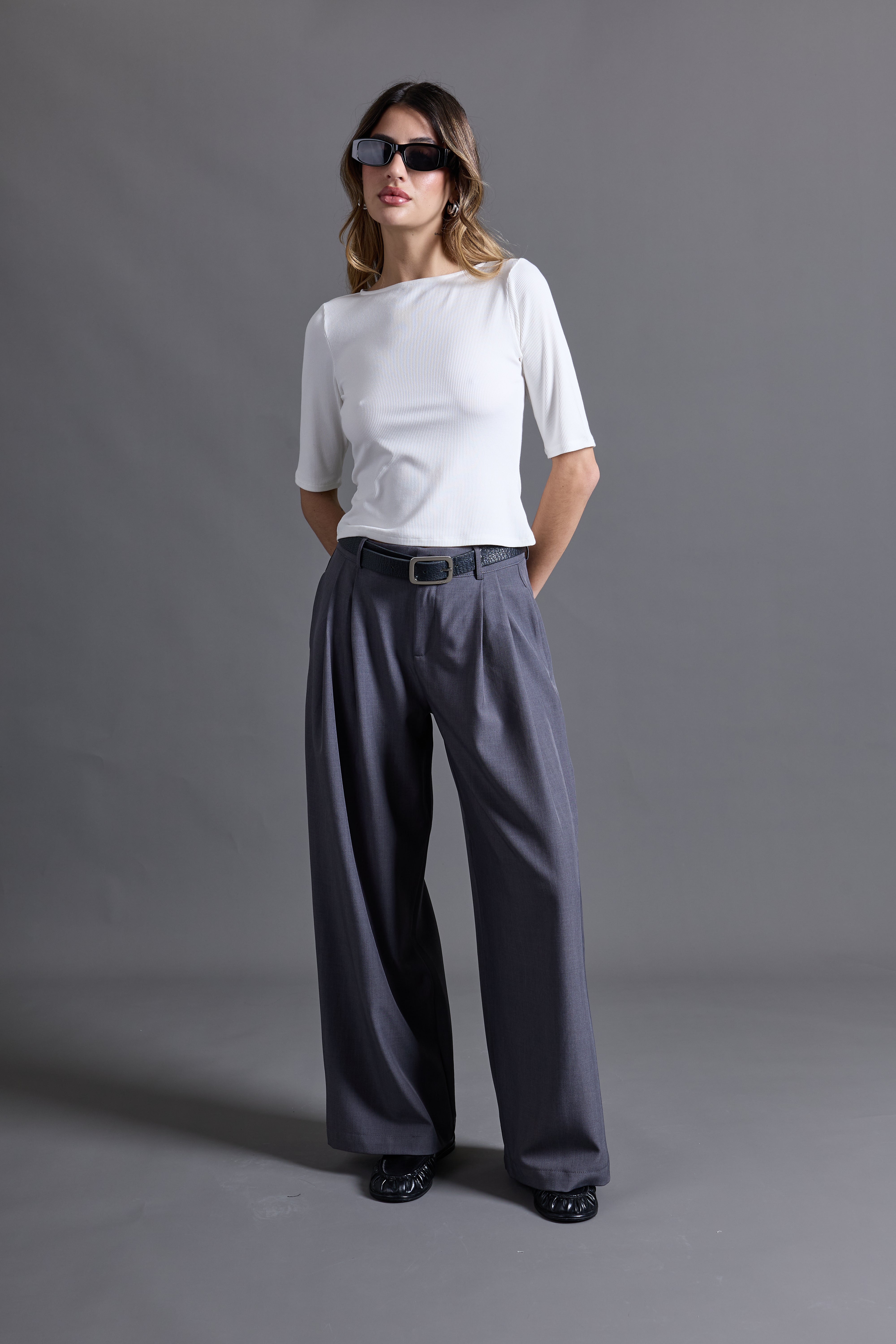 Pantalón Wide Leg Pliegues - Gris