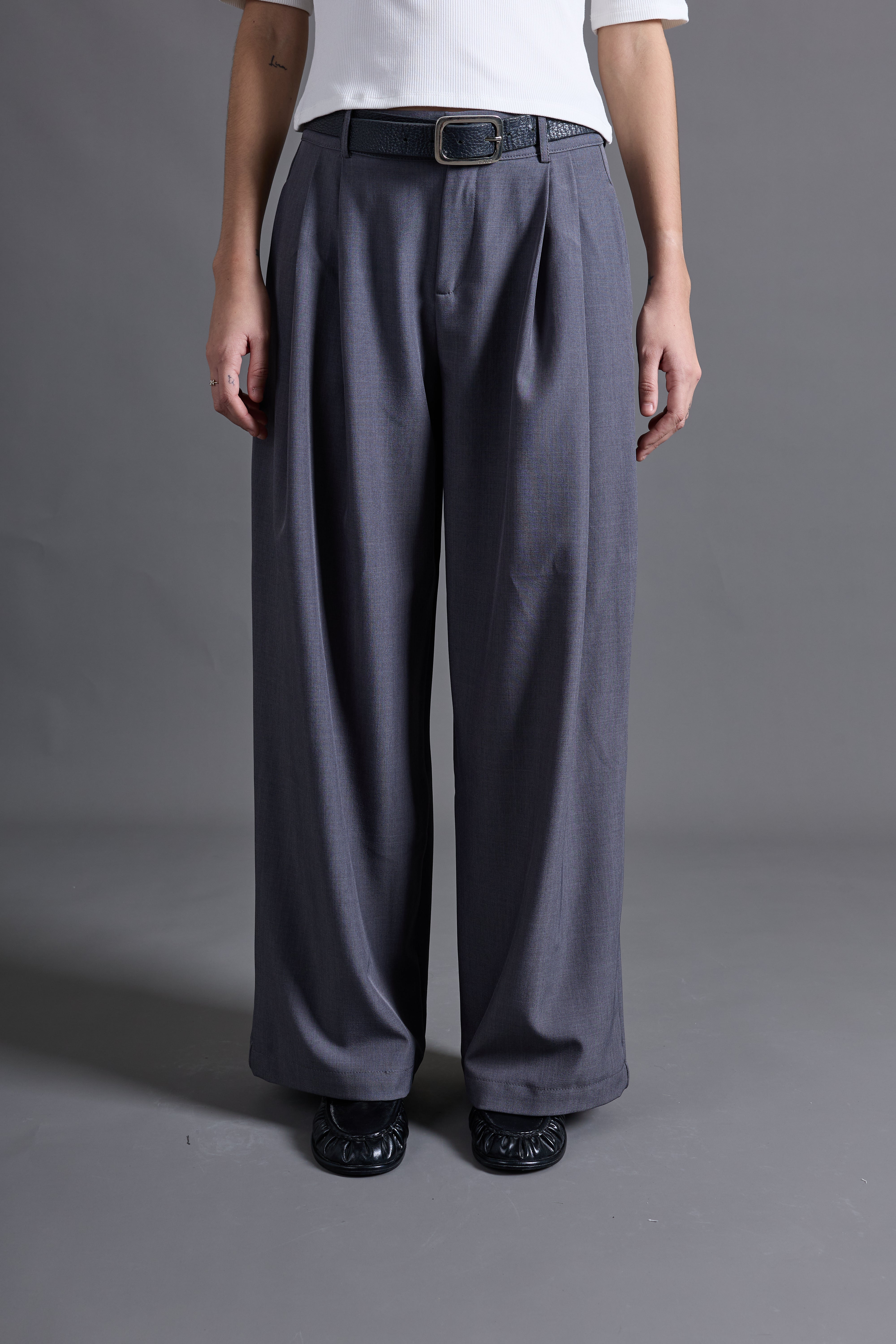 Pantalón Wide Leg Pliegues - Gris