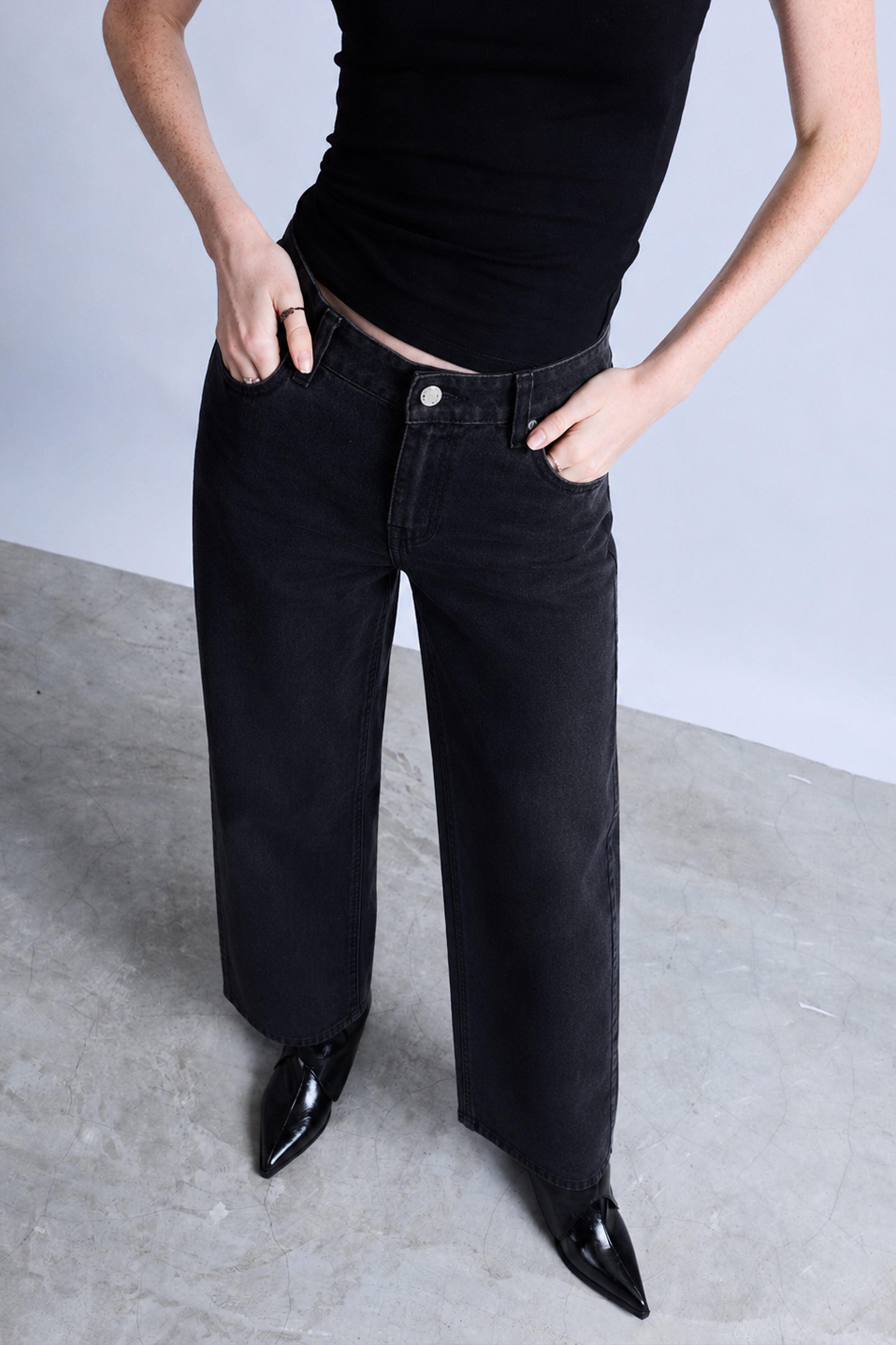 Pantalón Denim Barrel Tiro Alto - Negro