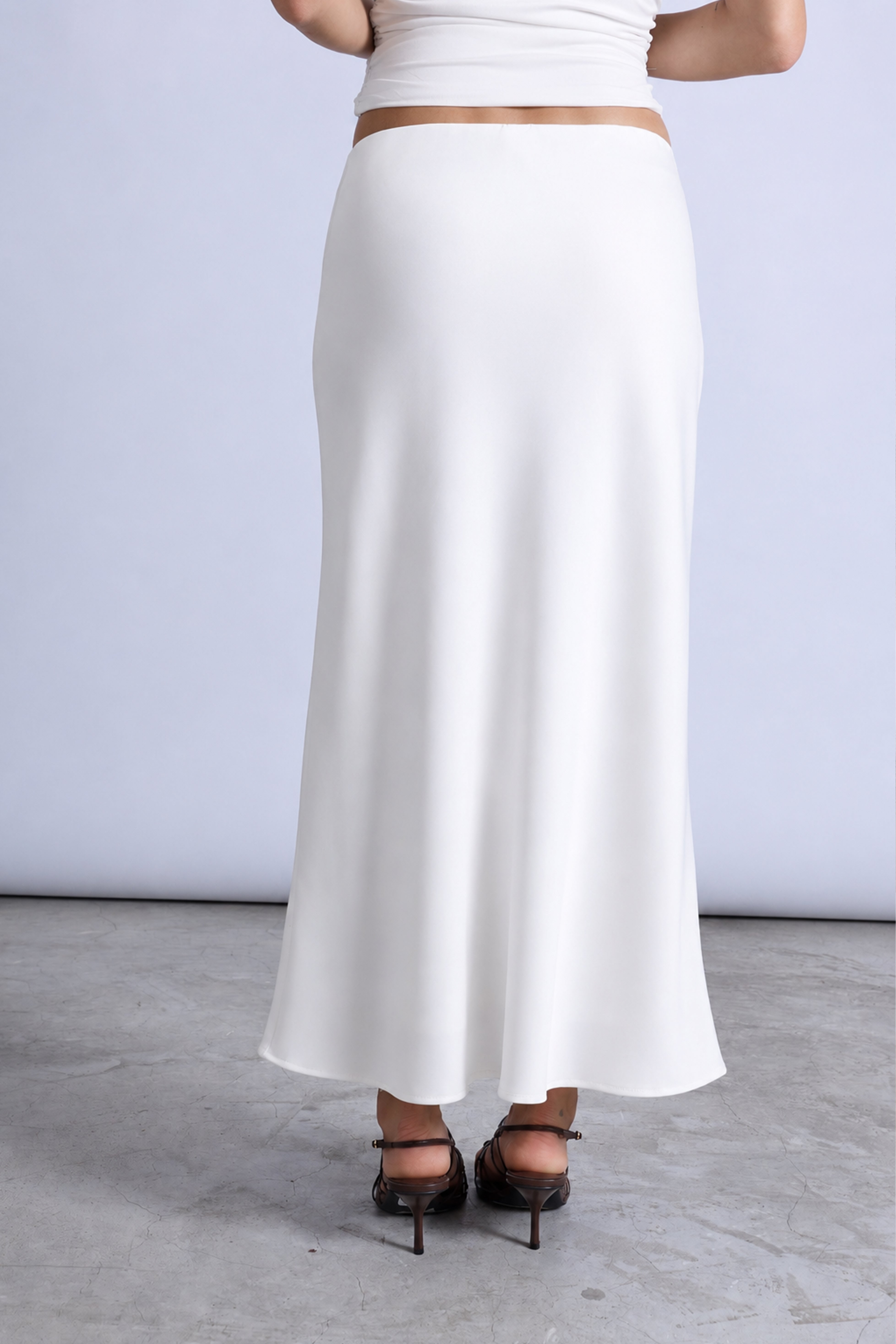 Falda Midi Satinada - Perla
