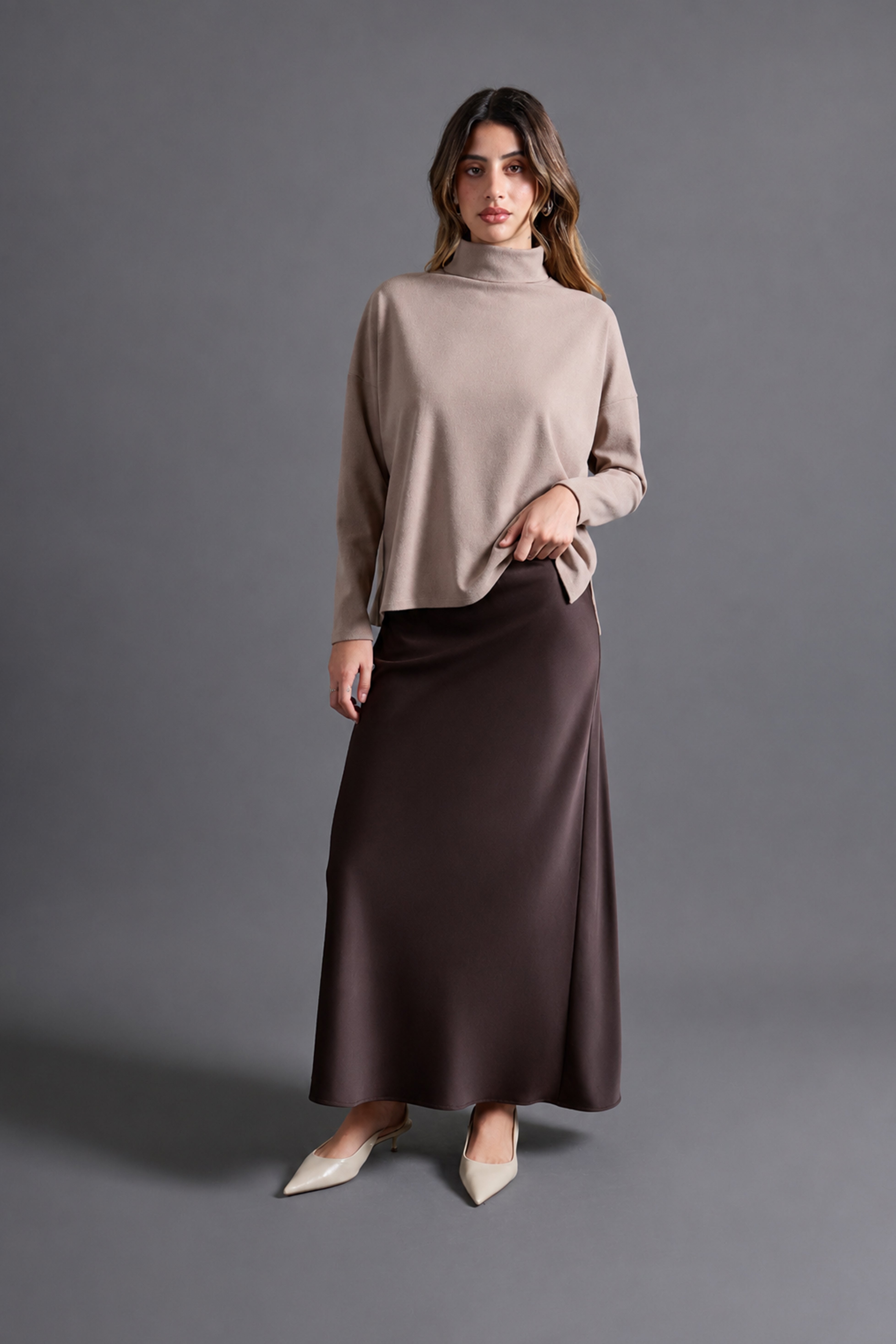 Falda Midi Satinada - Marrón
