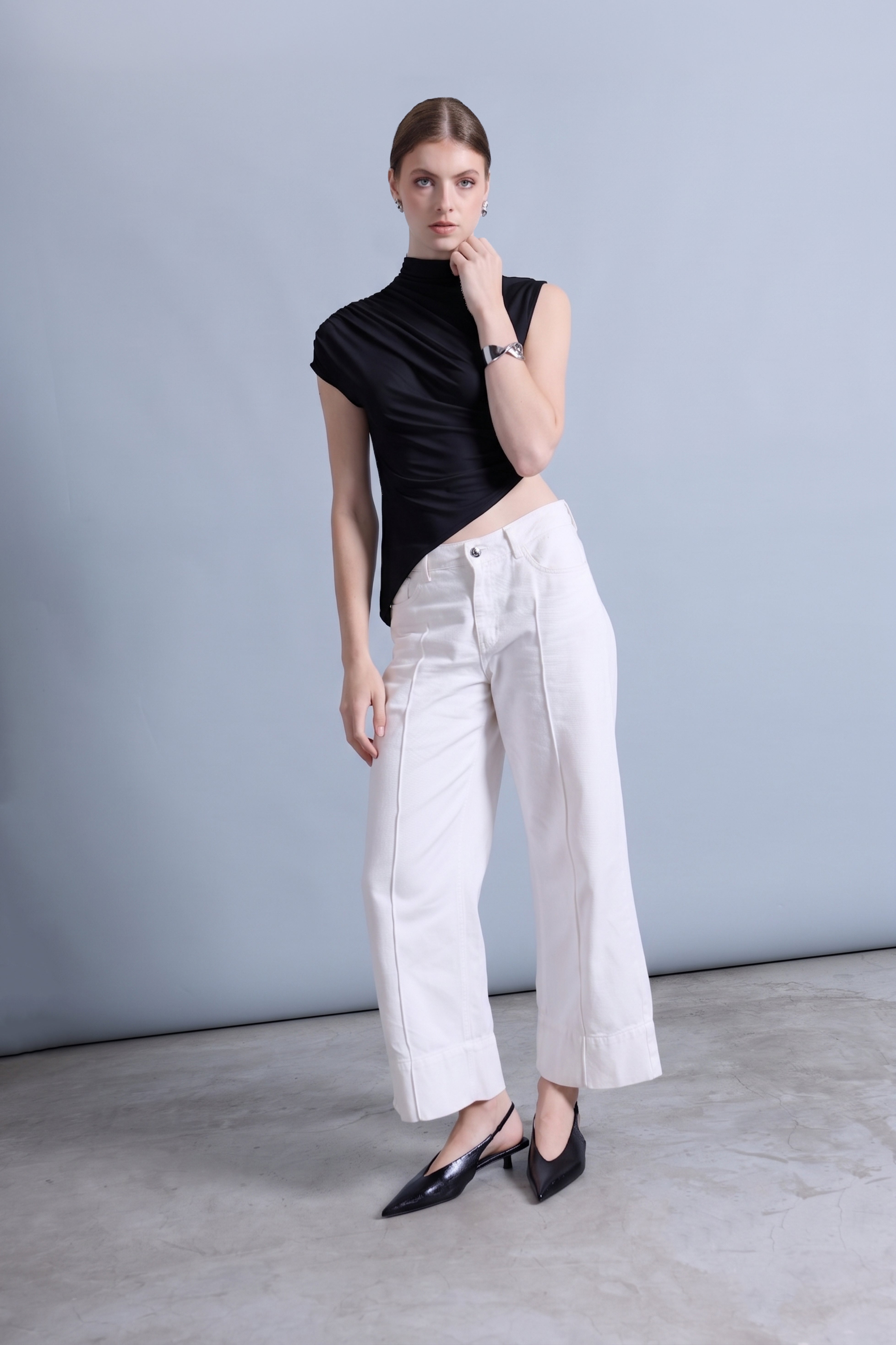 Top Drapeado Cuello Mock - Negro