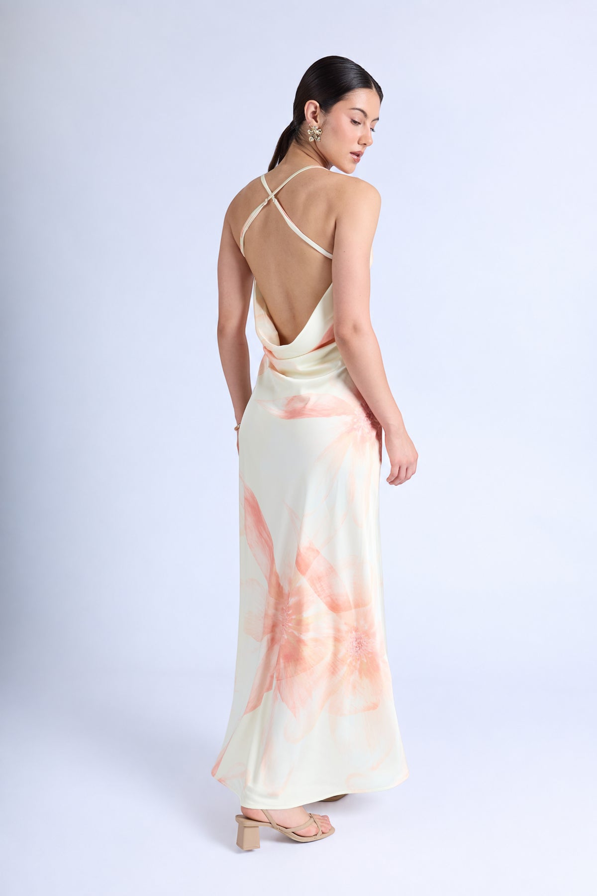 Vestido Satin Tiras Flores - Verde Pastel