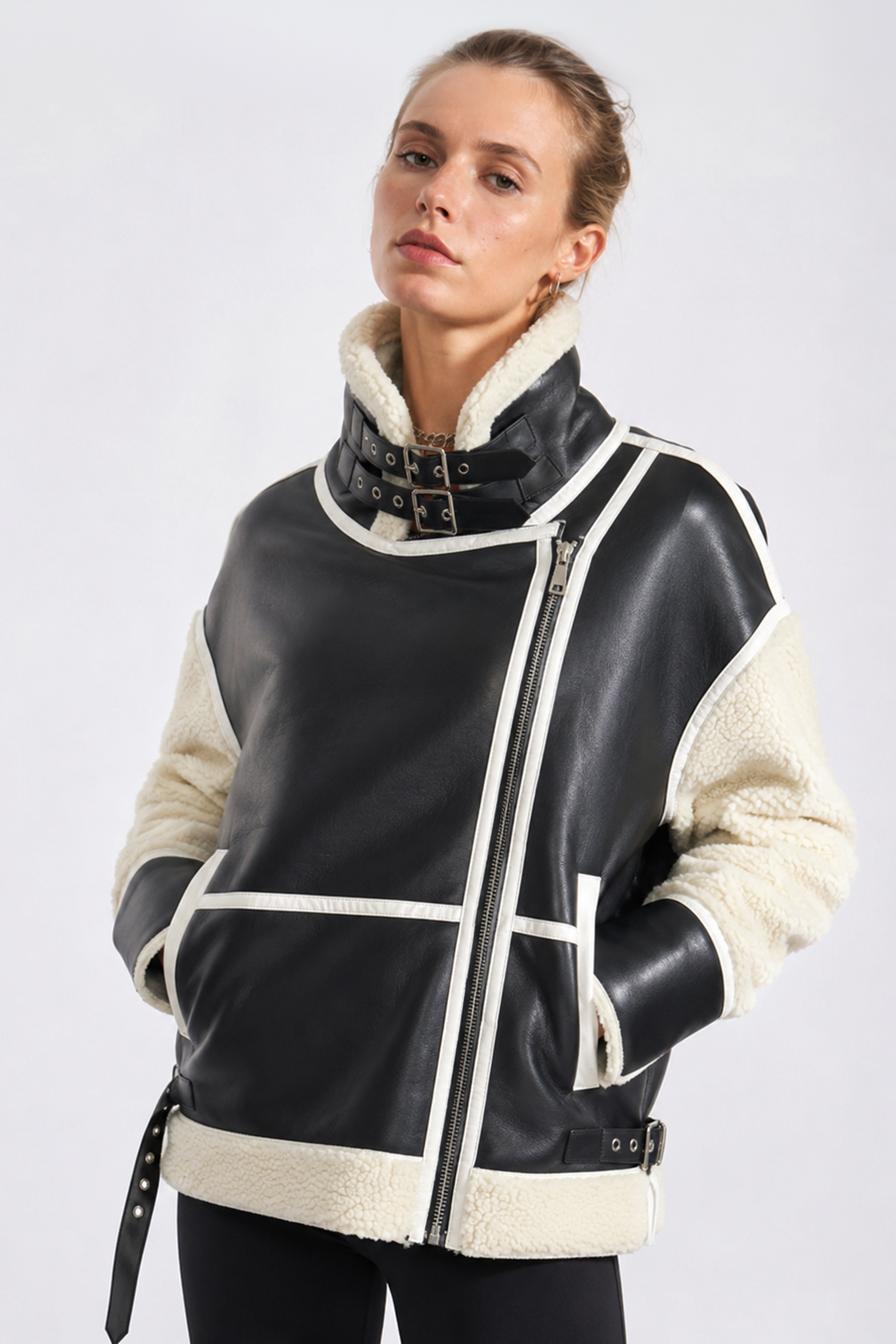 Cazadora Efecto Piel con Contraste - Negro con Arena