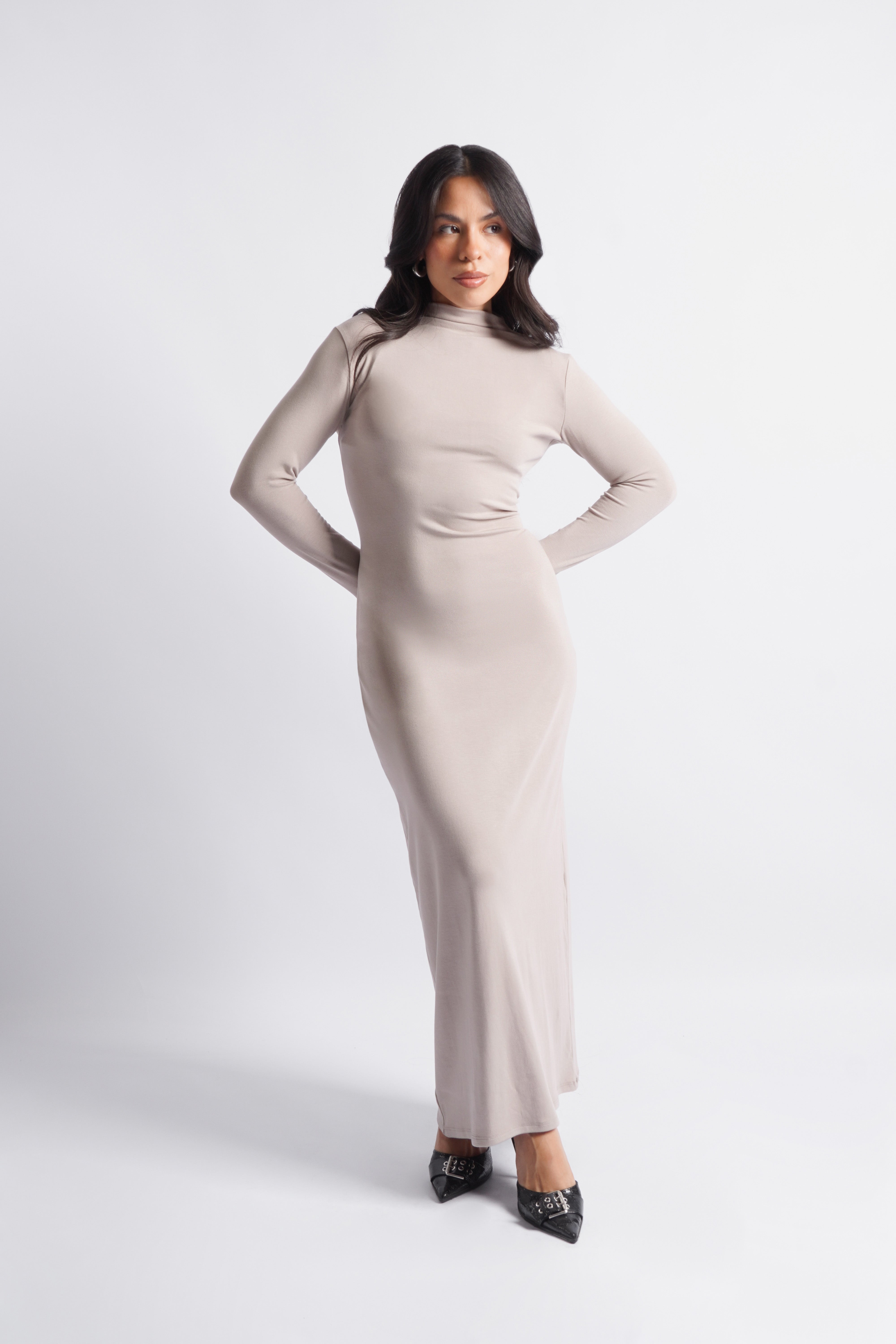 Vestido Largo Cerrado - Stone
