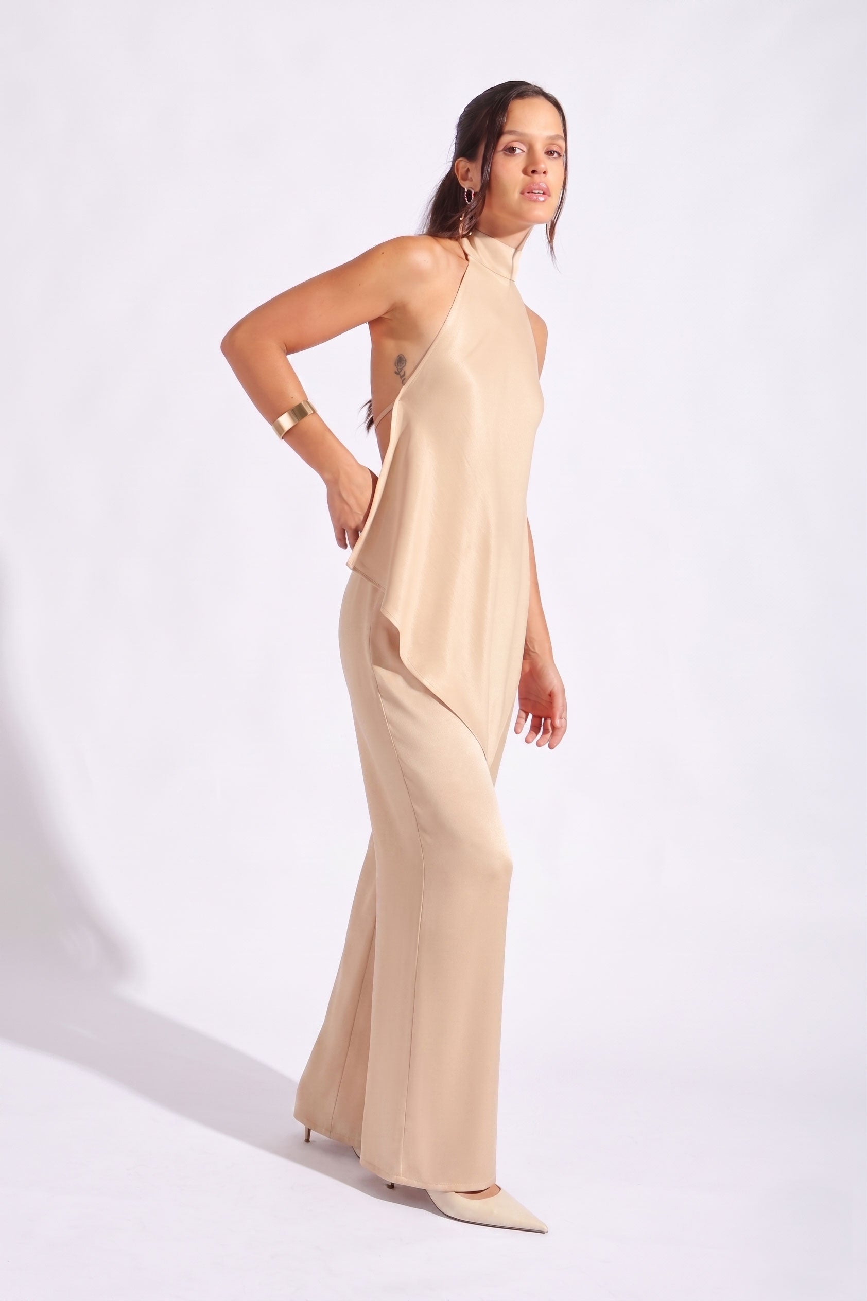 Top Halter Asimétrico - Beige