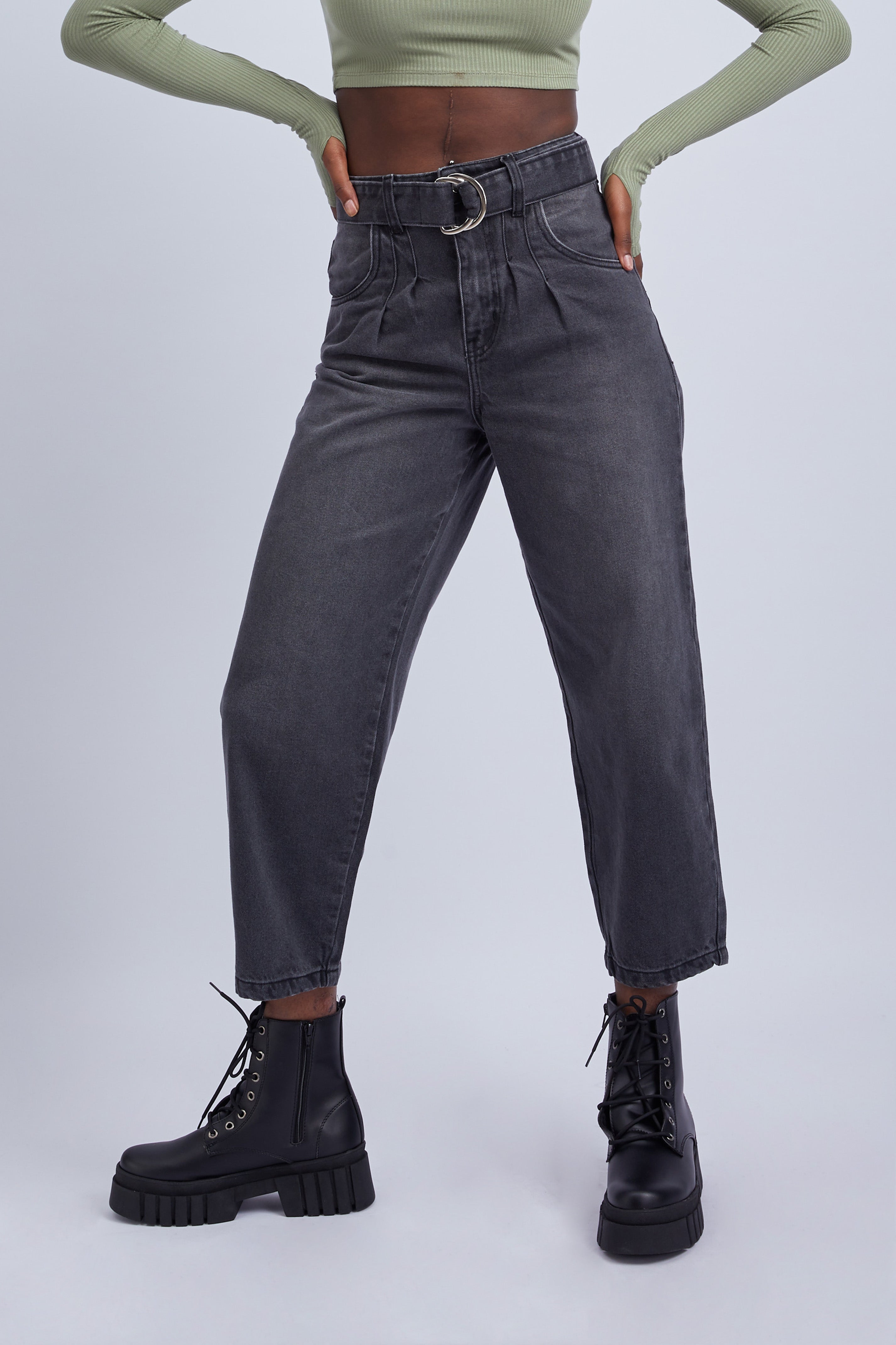 Belt Mom Jean - Negro