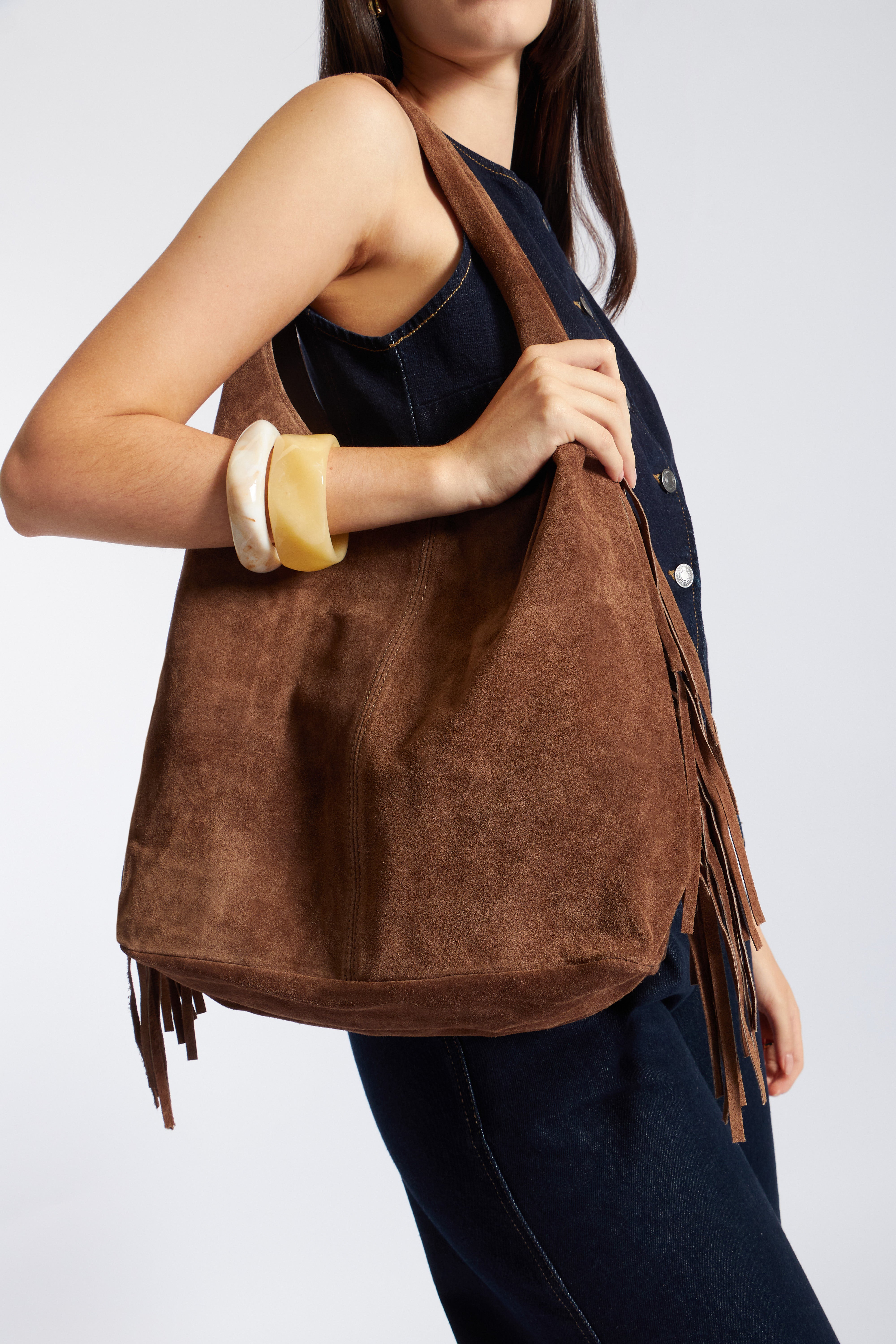 Bolso Grande con Flecos Laterales - Marrón