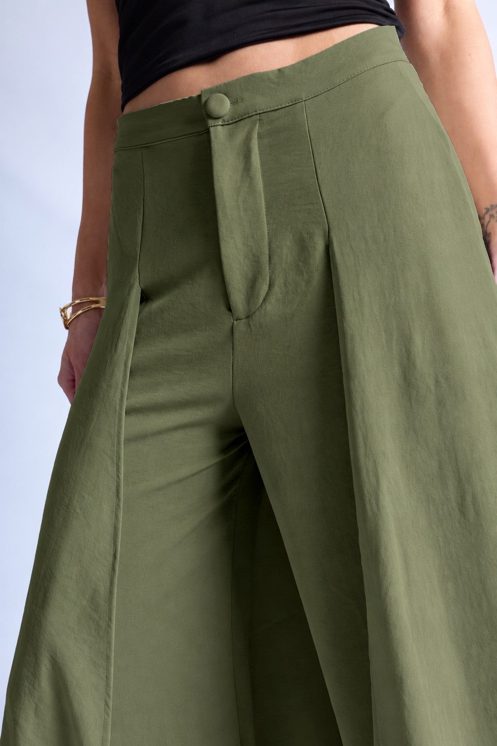 Pantalón Fluido con Volantes - Verde Olivo