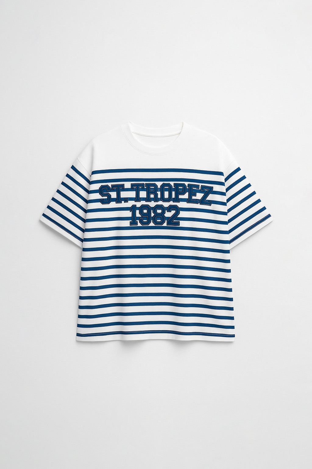 T-Shirt Boxy a Rayas Varsity - Blanco Azul